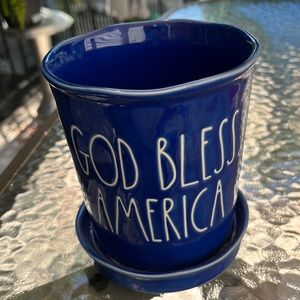 Rae Dunn planter new